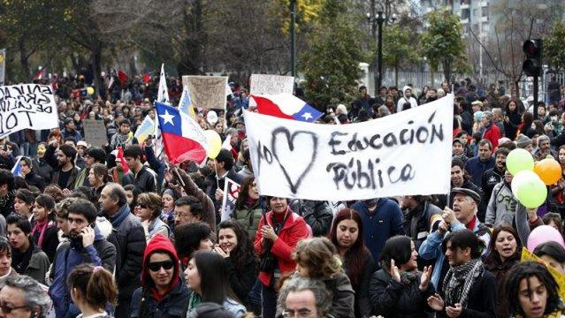 Social movements are growing a new democracy. The students’ movement in Chile has influenced the ousting of an industry-friendly President and the new election of centre-left Michelle Bachelet