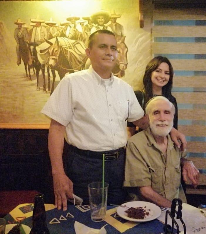 Here Dr. Renán and his daughter, Dra. Olga Vanessa, a dentist who also provides services in the Ajoya Clinic, pose with me in the waiting room.