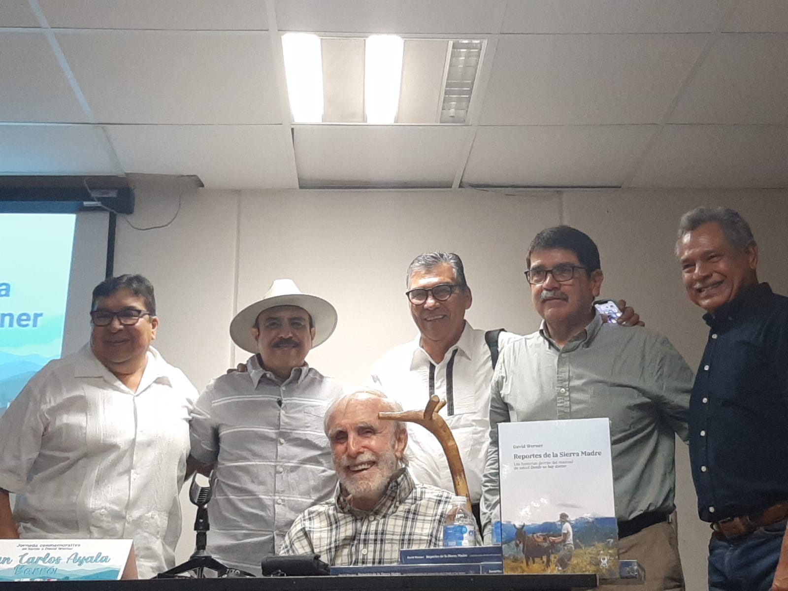 At the June 19 roundtable event the guest speakers (left to right) were Mario Carranza, Genaro Ocio, Ernesto Hernandez Norzagaray, and Martín Lamarque, with Juan Carlos Ayala, moderator (on the right).